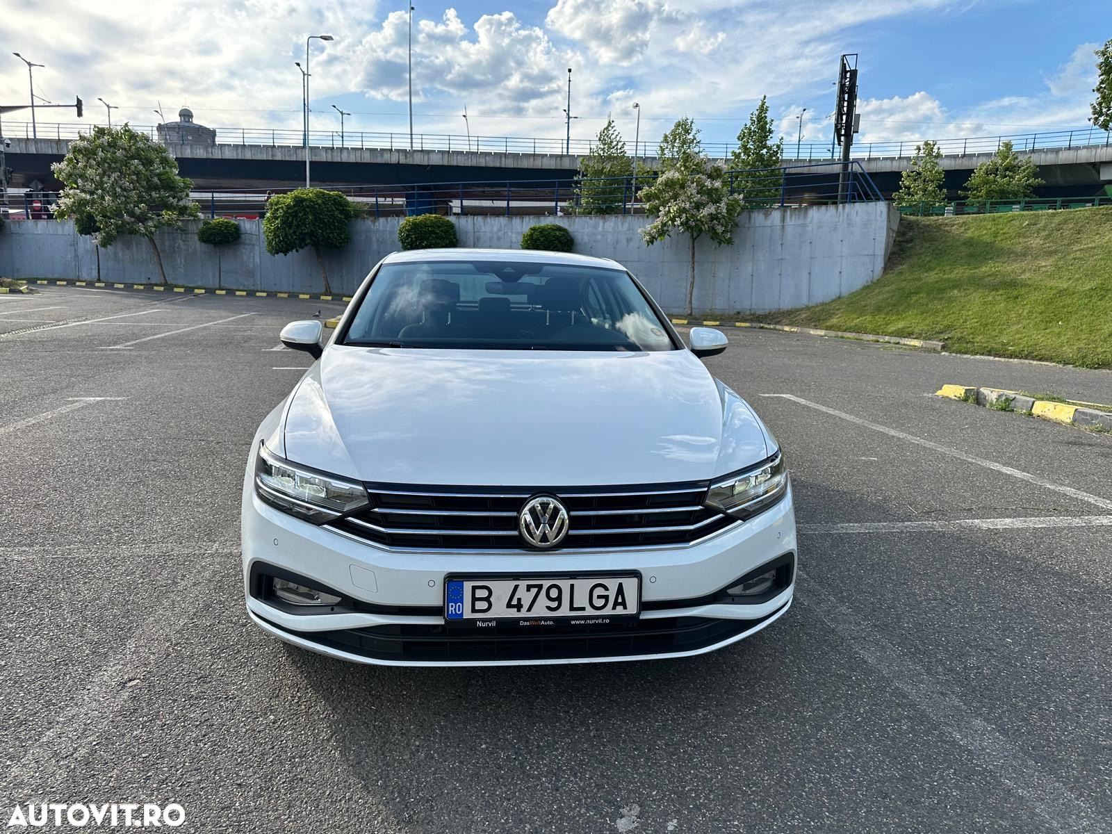 Volkswagen Passat - 3