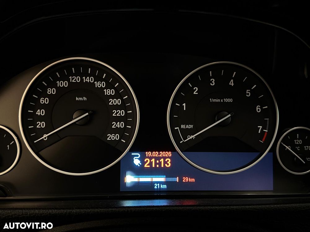 BMW Seria 3 330e AT PHEV - 18