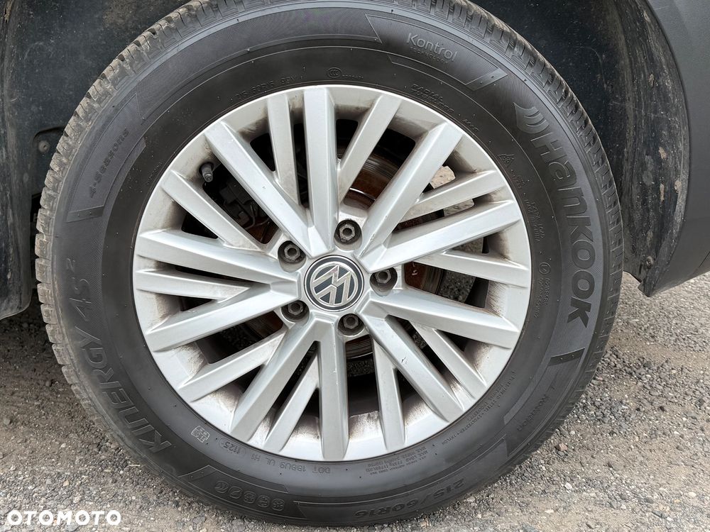 Volkswagen T-Roc - 17