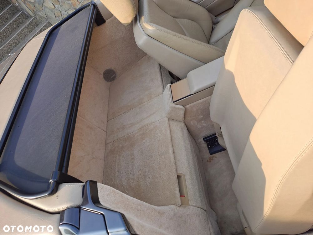 Mercedes-Benz SL - 20