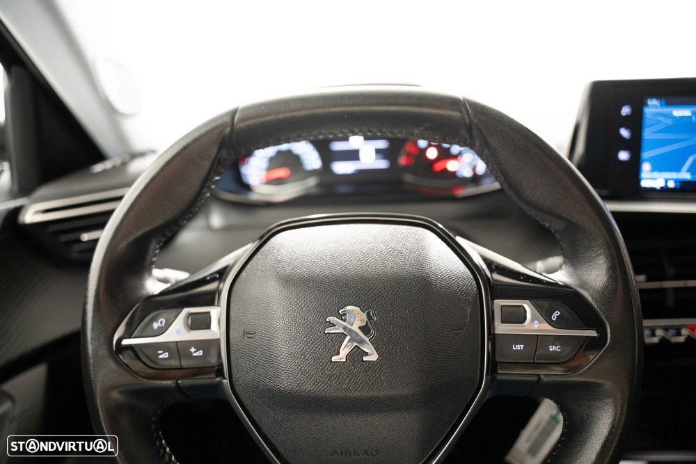 Peugeot 2008 1.2 PureTech Active Pack - 16