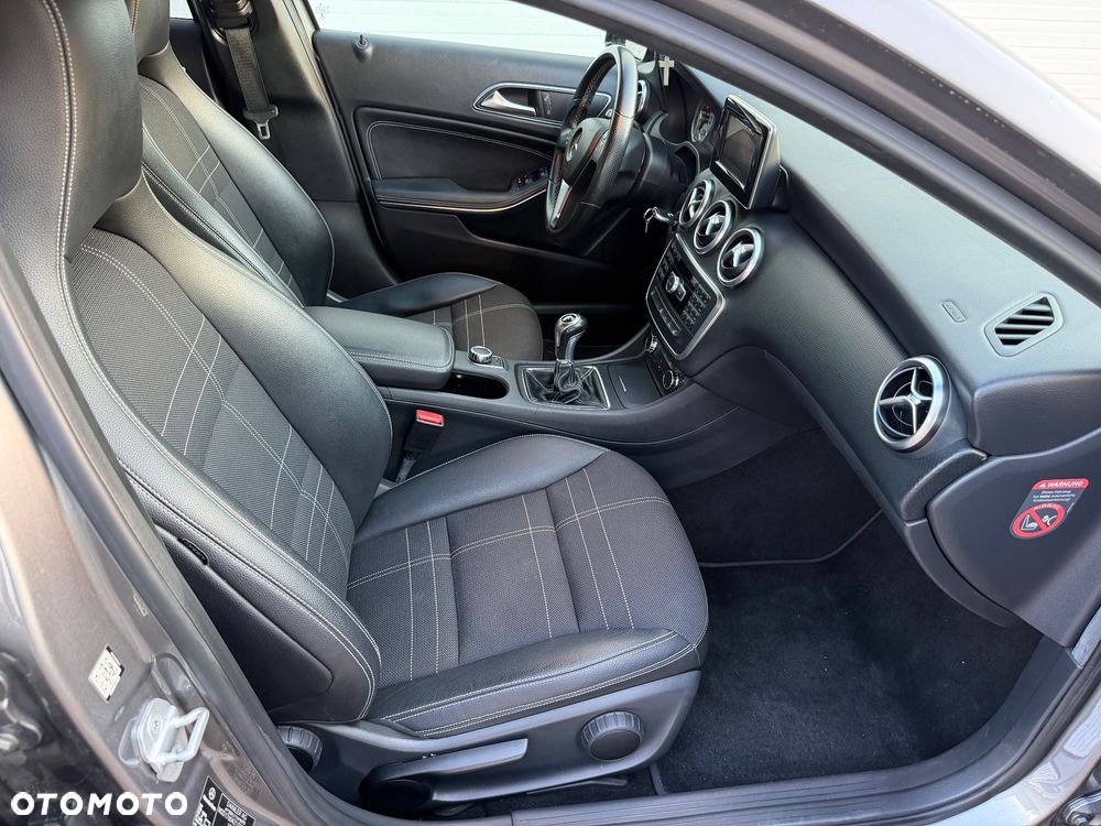 Mercedes-Benz Klasa A 180 (BlueEFFICIENCY) Urban - 6