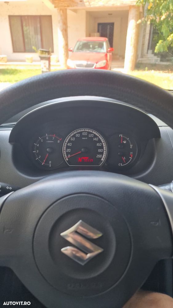 Suzuki Swift - 13