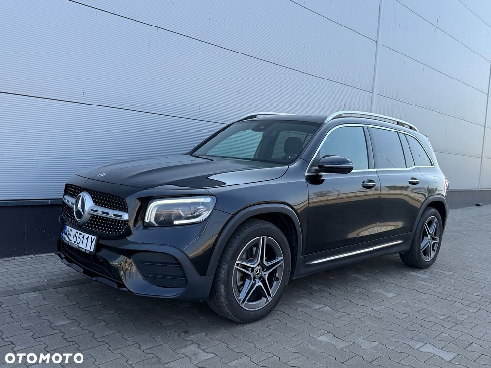 Mercedes-Benz GLB 250 4-Matic AMG Line 8G-DCT - 2