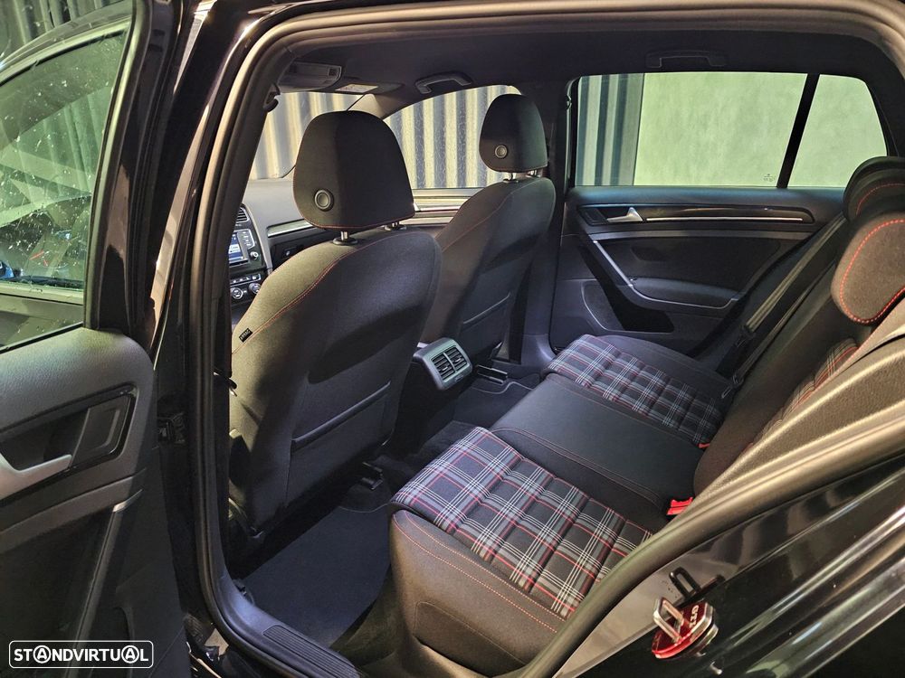 VW Golf 2.0 TSi GTi - 20