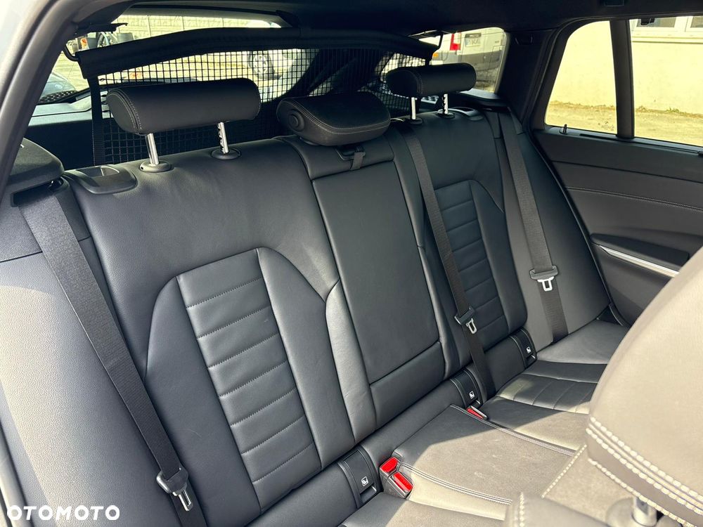 BMW Seria 3 320e M Sport sport - 27