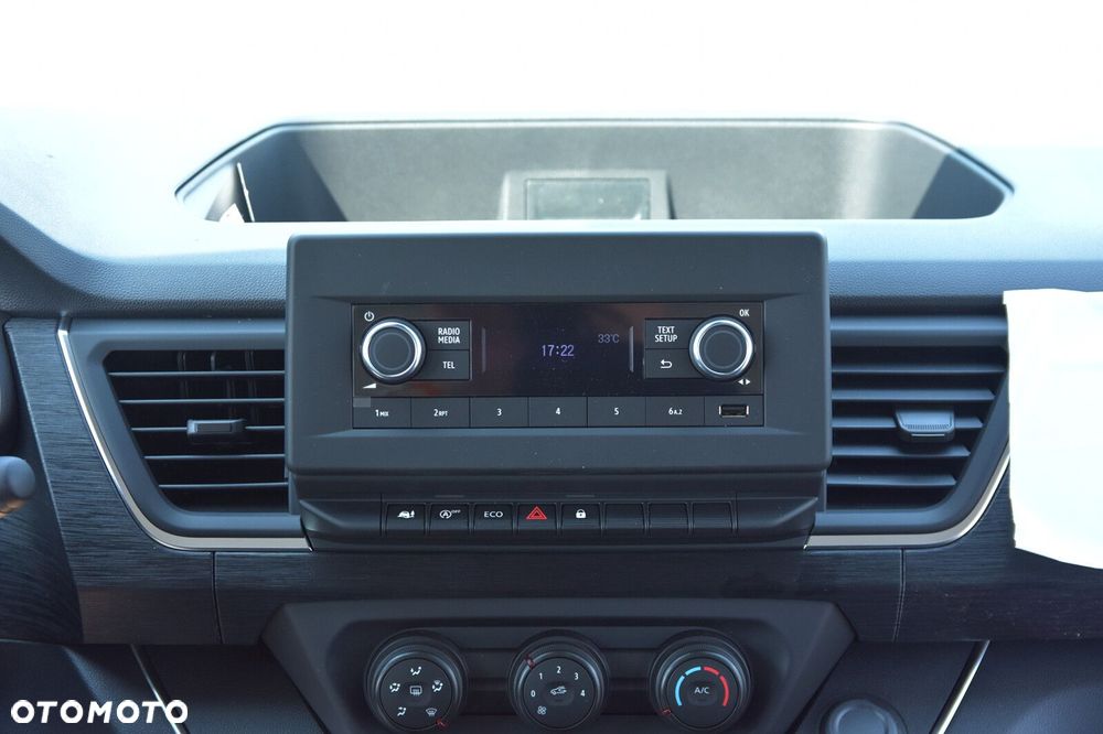 Renault Trafic - 16