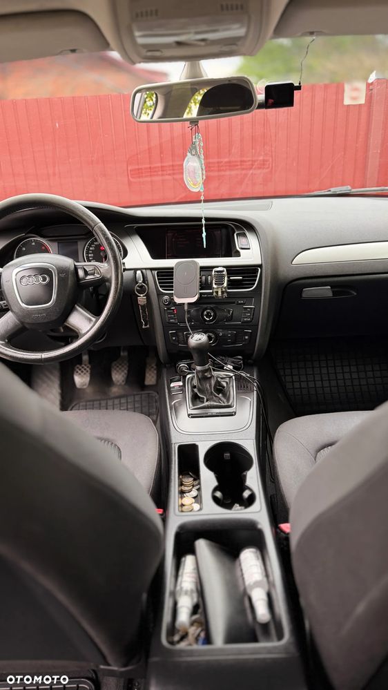 Audi A4 Limousine 2.0 TDI - 8