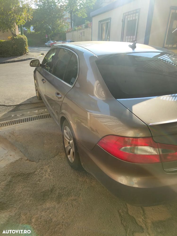 Skoda Superb 1.6 TDI Comfort - 2