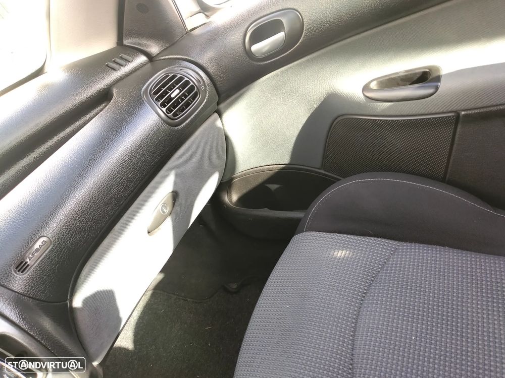 Peugeot 206 CC 1.6 - 8