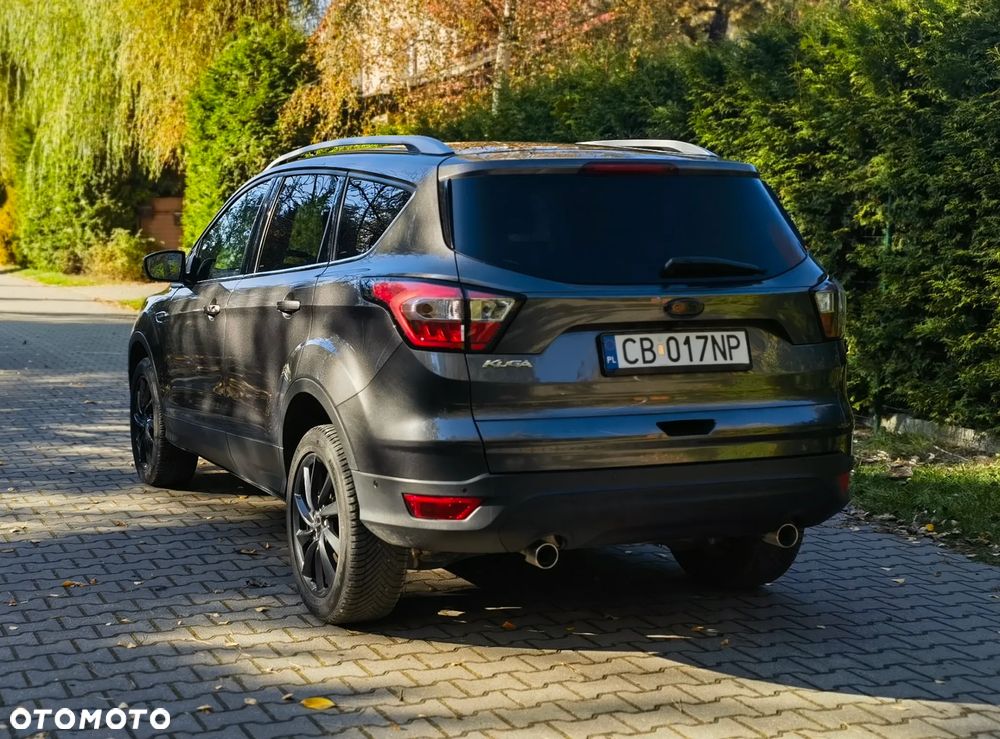 Ford Kuga 1.5 TDCi FWD Titanium - 6