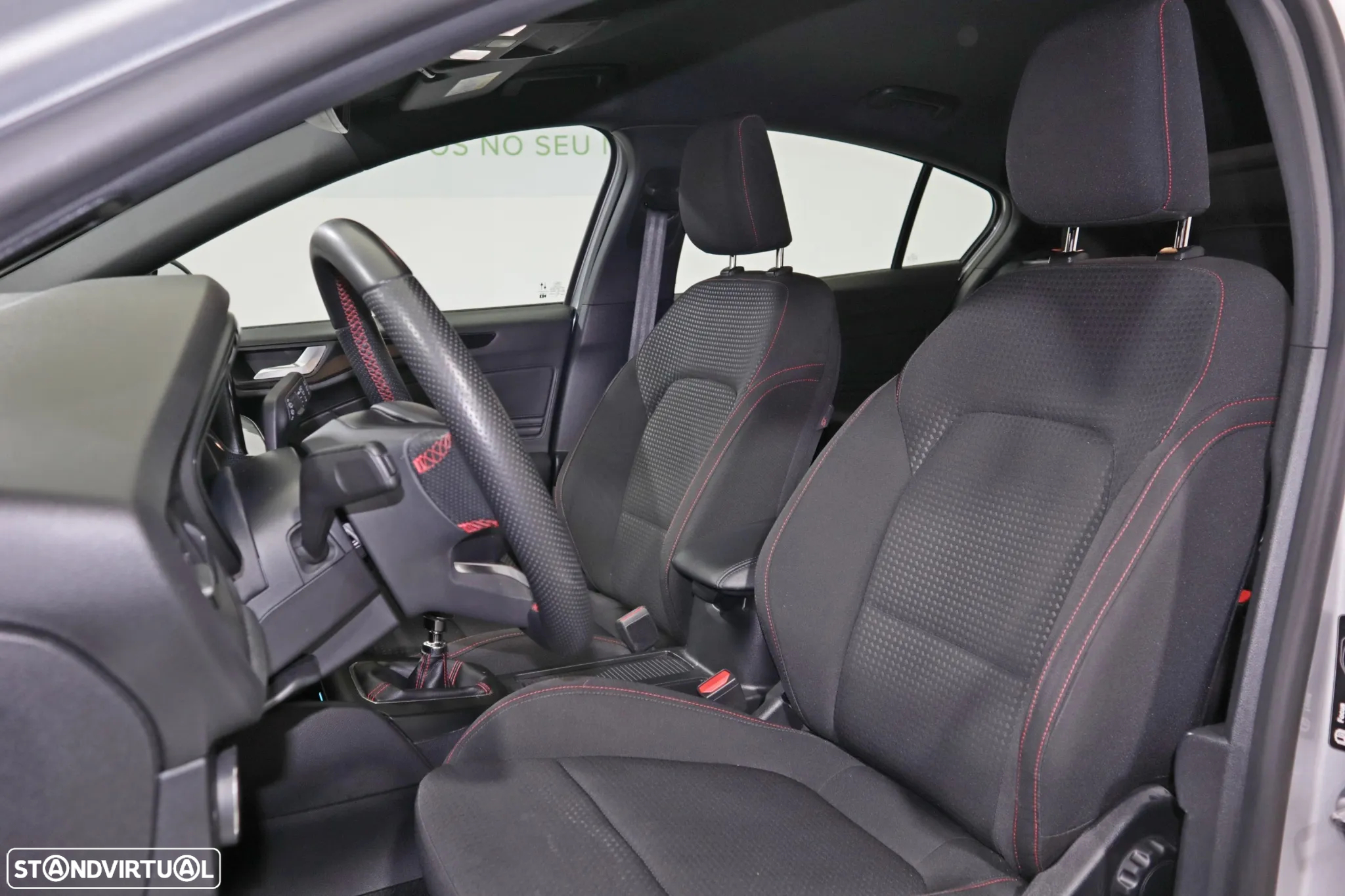 Ford Focus 1.0 EcoBoost MHEV ST-Line - 8