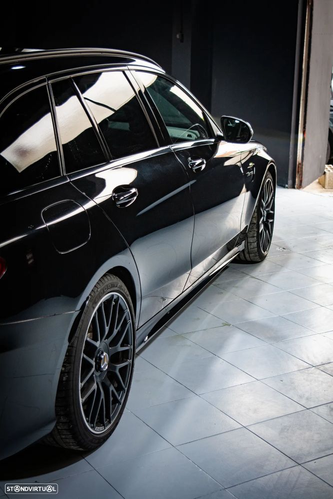 Mercedes-Benz C 63 AMG S - 21