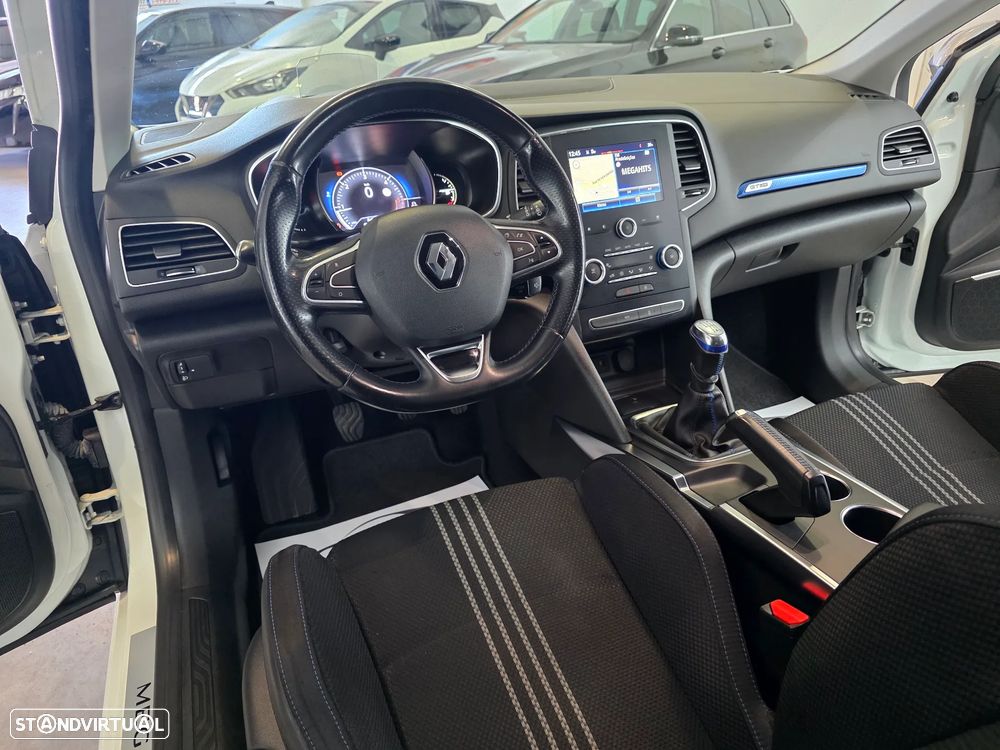 Renault Mégane - 10