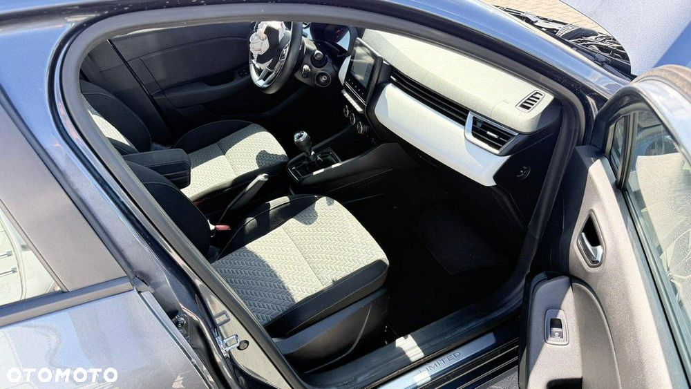 Renault Clio - 13