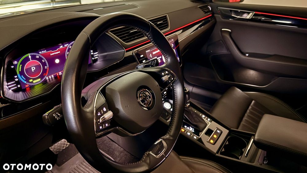 Skoda Superb 1.4 TSI DSG L&K - 23