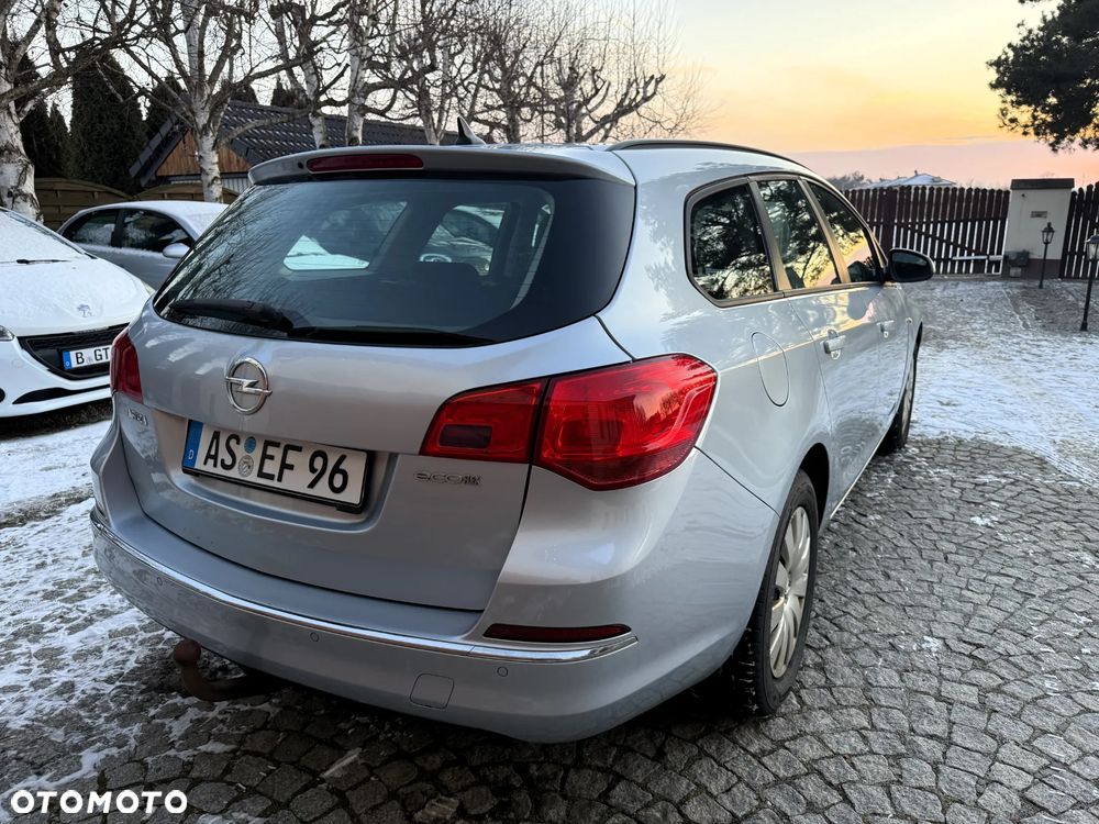 Opel Astra 1.6 CDTI Enjoy - 10