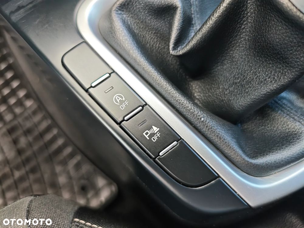 Kia Ceed 1.4 T-GDI M Max - 37