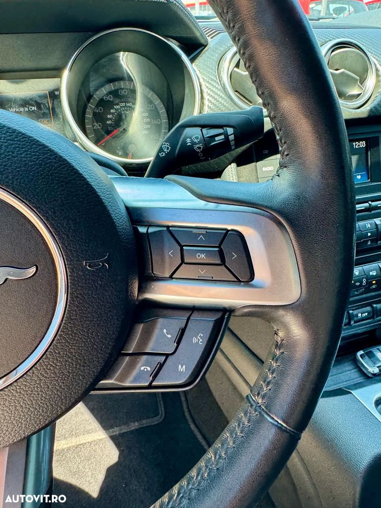 Ford Mustang 2.3 Eco Boost - 30