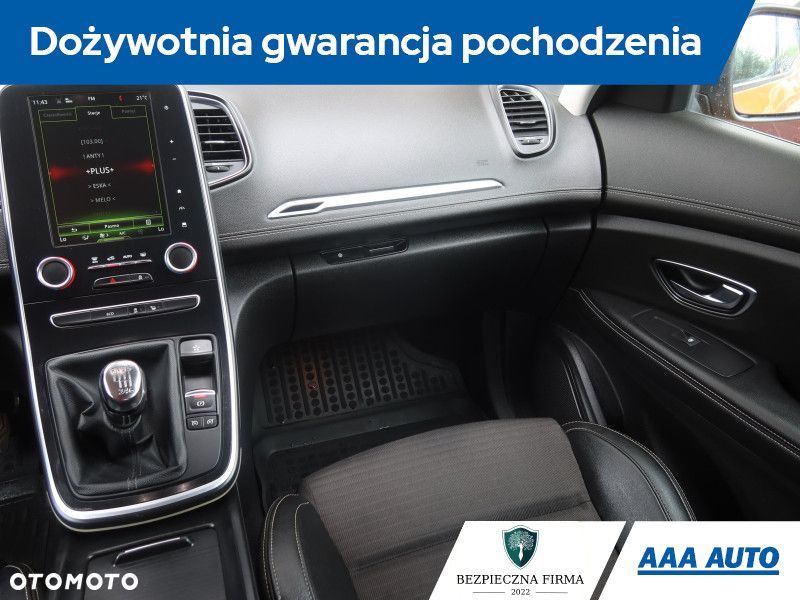 Renault Scenic - 10