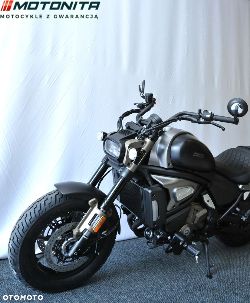 QJMOTOR SRV 700 - 15