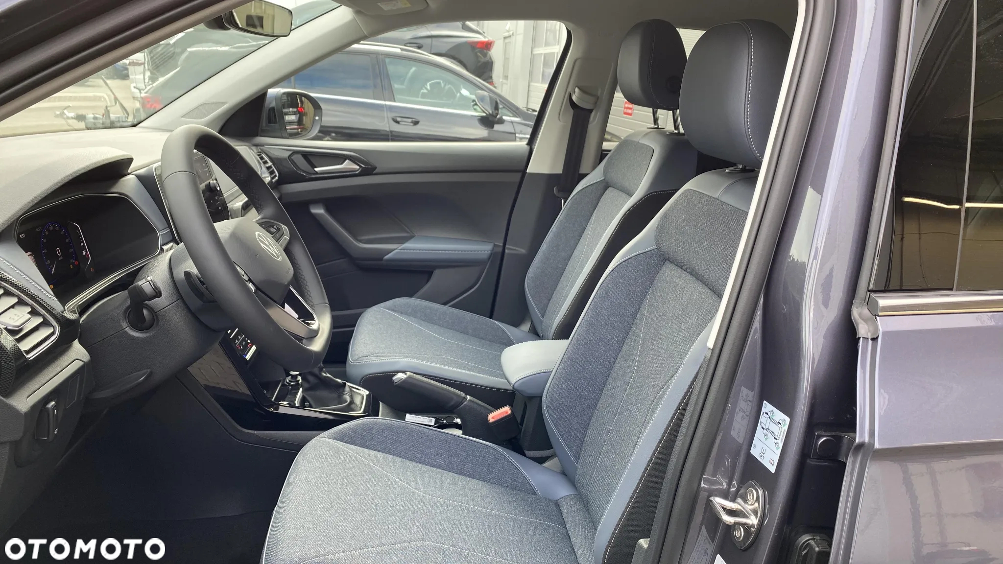Volkswagen T-Cross 1.5 TSI ACT Style DSG - 18