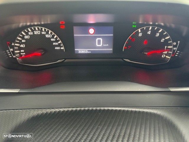 Peugeot 2008 1.2 PureTech Active Pack - 10