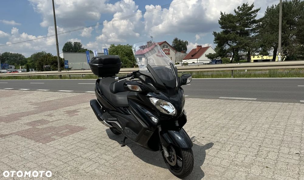 Suzuki Burgman - 7