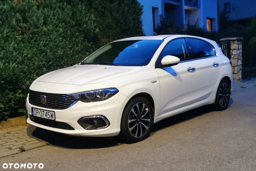 Fiat Tipo 1.4 T-Jet Lounge - 1