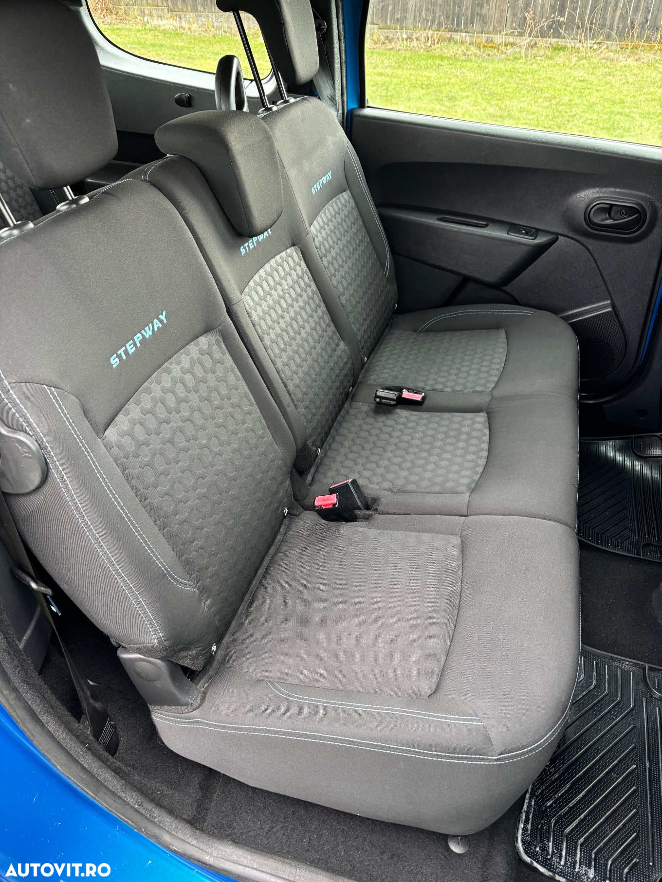 Dacia Lodgy 1.2 TCe Stepway - 22