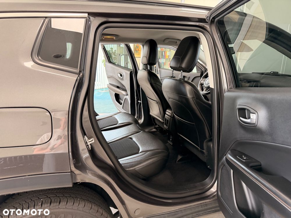 Jeep Compass 2.4I 4x4 CVT Limited - 33