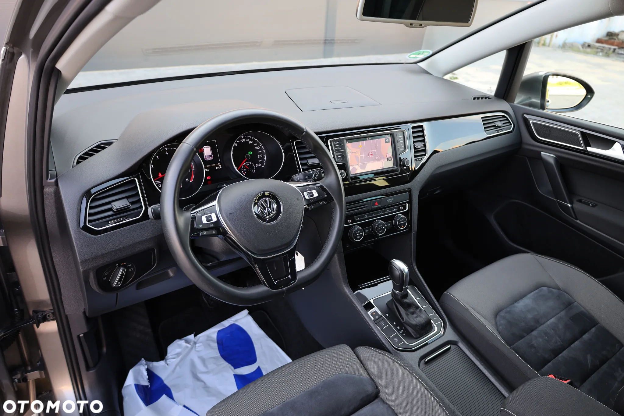 Volkswagen Golf Sportsvan 1.4 TSI (BlueMotion Technology) DSG Highline - 22