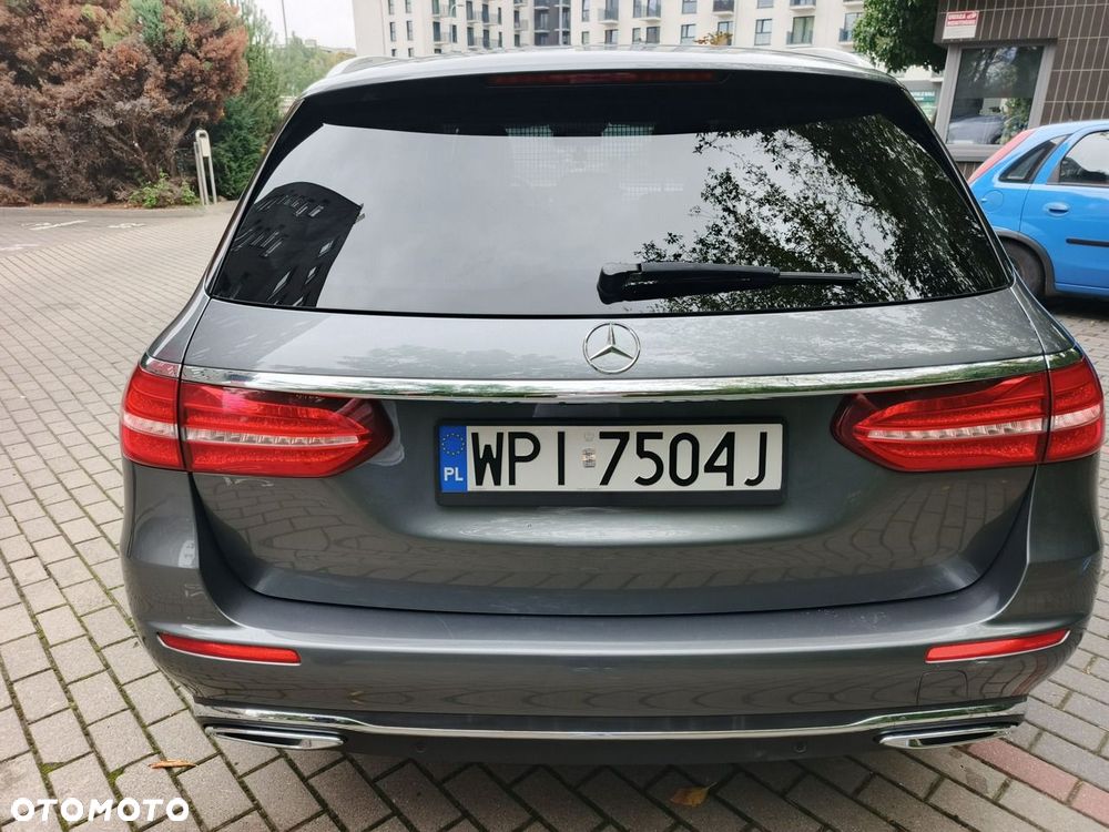 Mercedes-Benz Klasa E 220 d 9G-TRONIC - 5