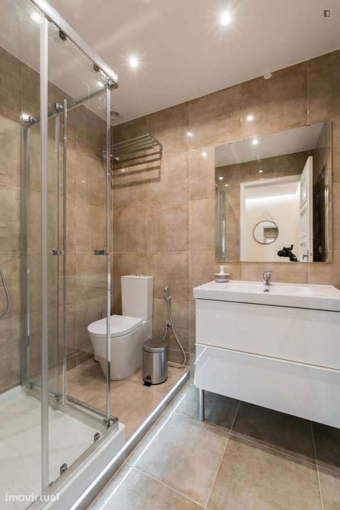 Apartamento com 2 quartos - localizado em Castelo Lisbon - Grande imagem: 3/9