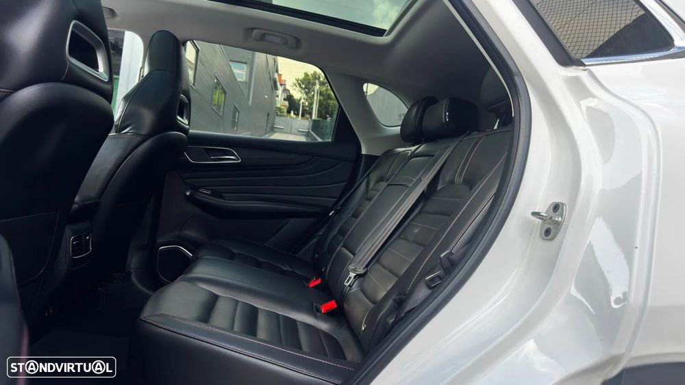 MG EHS 1.5 T-GDI Plug-in Hybrid Luxury - 8