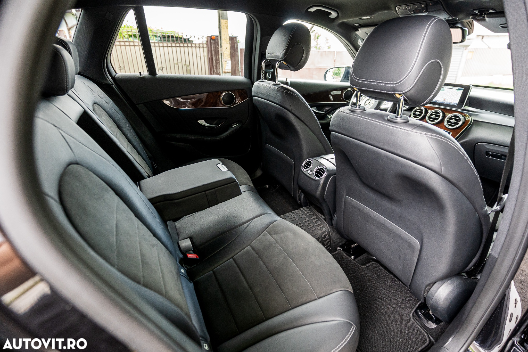 Mercedes-Benz GLC 350 d 4Matic 9G-TRONIC AMG Line - 8
