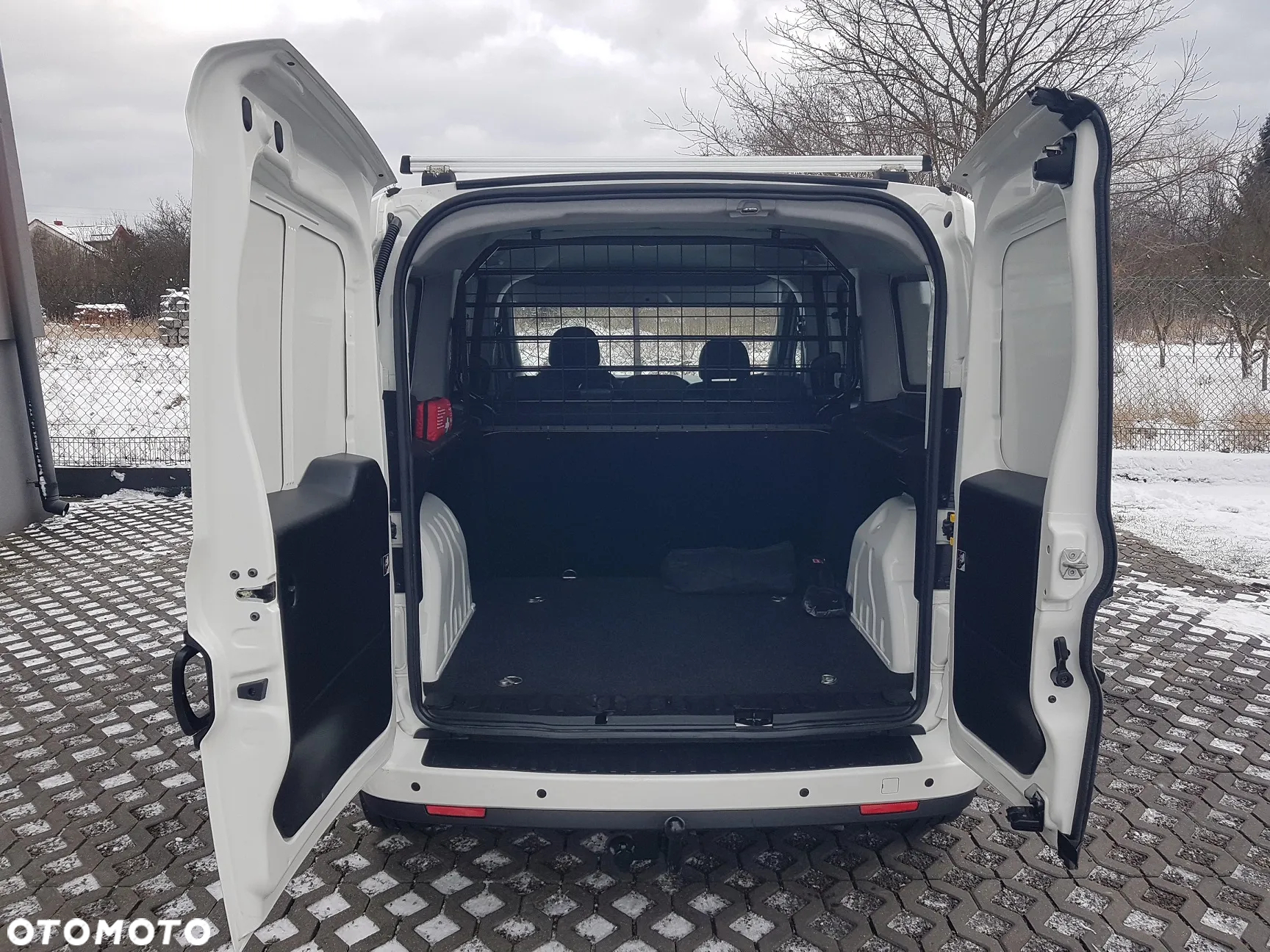 Fiat Doblo 1.6 Multijet 16V Easy - 23