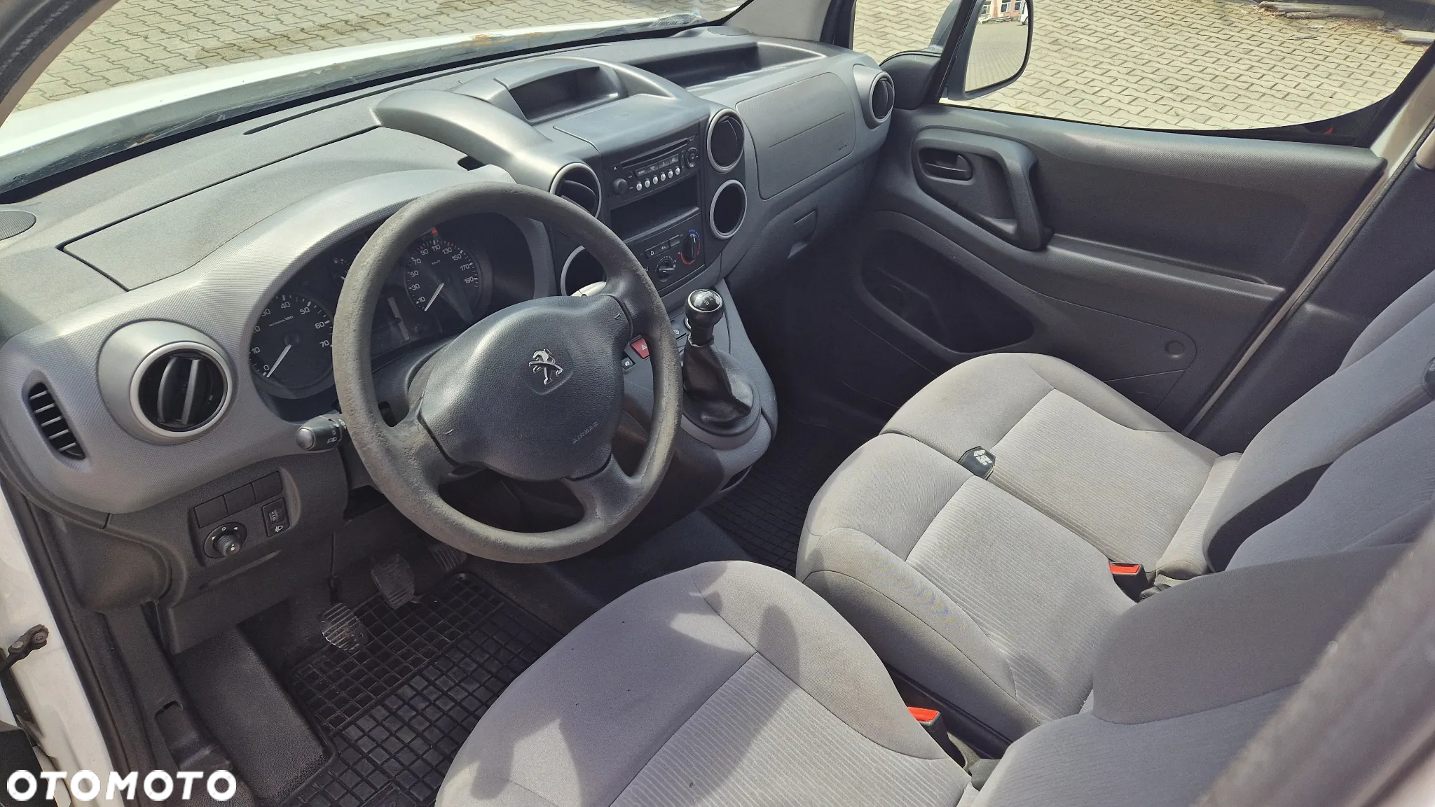Peugeot Partner - 13