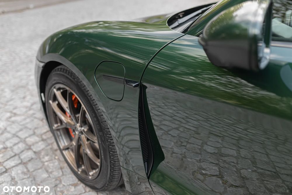 Porsche Taycan 105kWh 4S Performance Plus - 11
