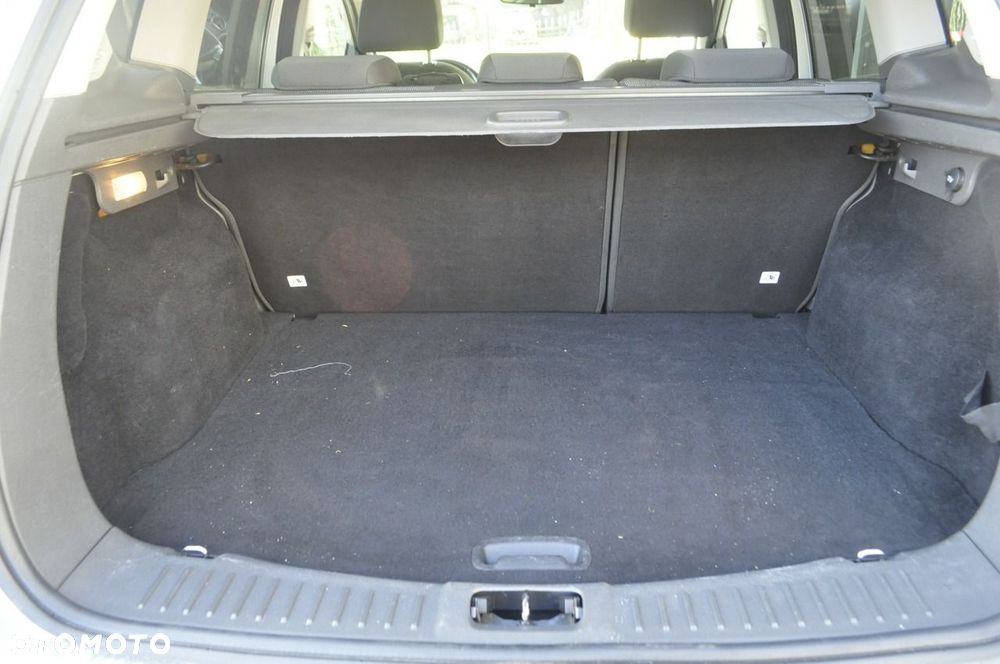 Ford Kuga - 7