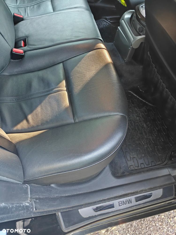BMW Seria 7 - 8