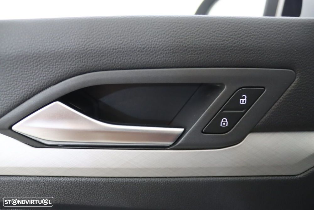 VW Golf 1.0 TSI Life - 18