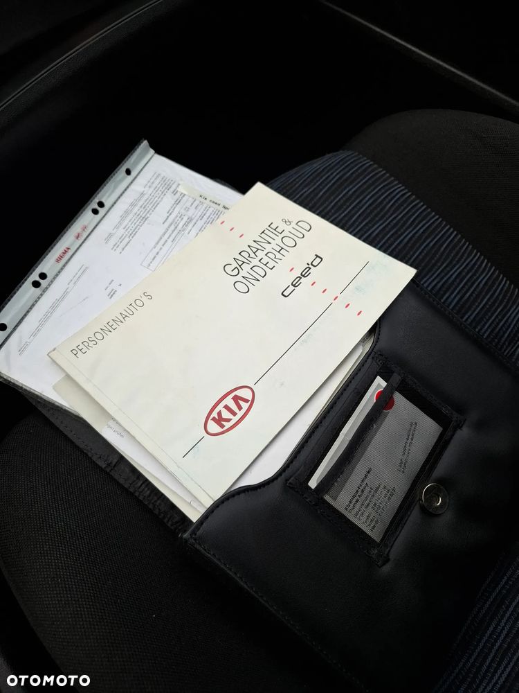 Kia Ceed 1.4 CVVT LX - 17