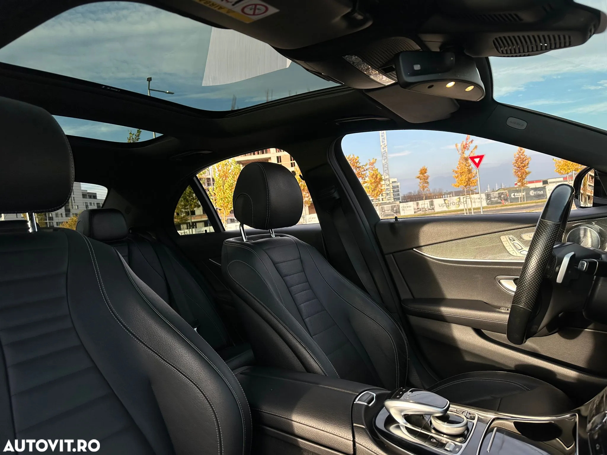 Mercedes-Benz E 220 d Aut. - 15