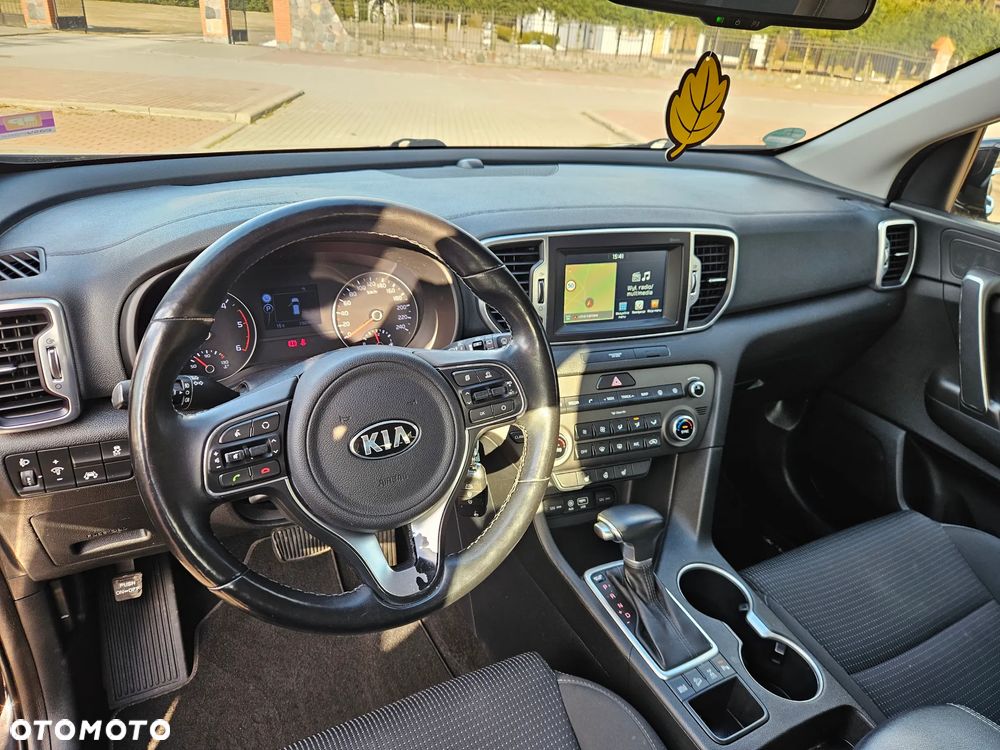 Kia Sportage 2.0 CRDI 4WD Automatik Spirit - 9