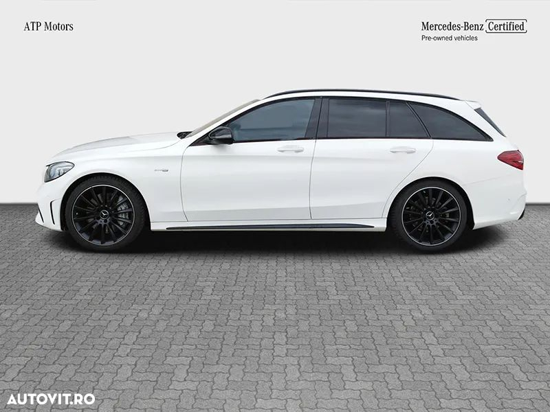 Mercedes-Benz C - 32
