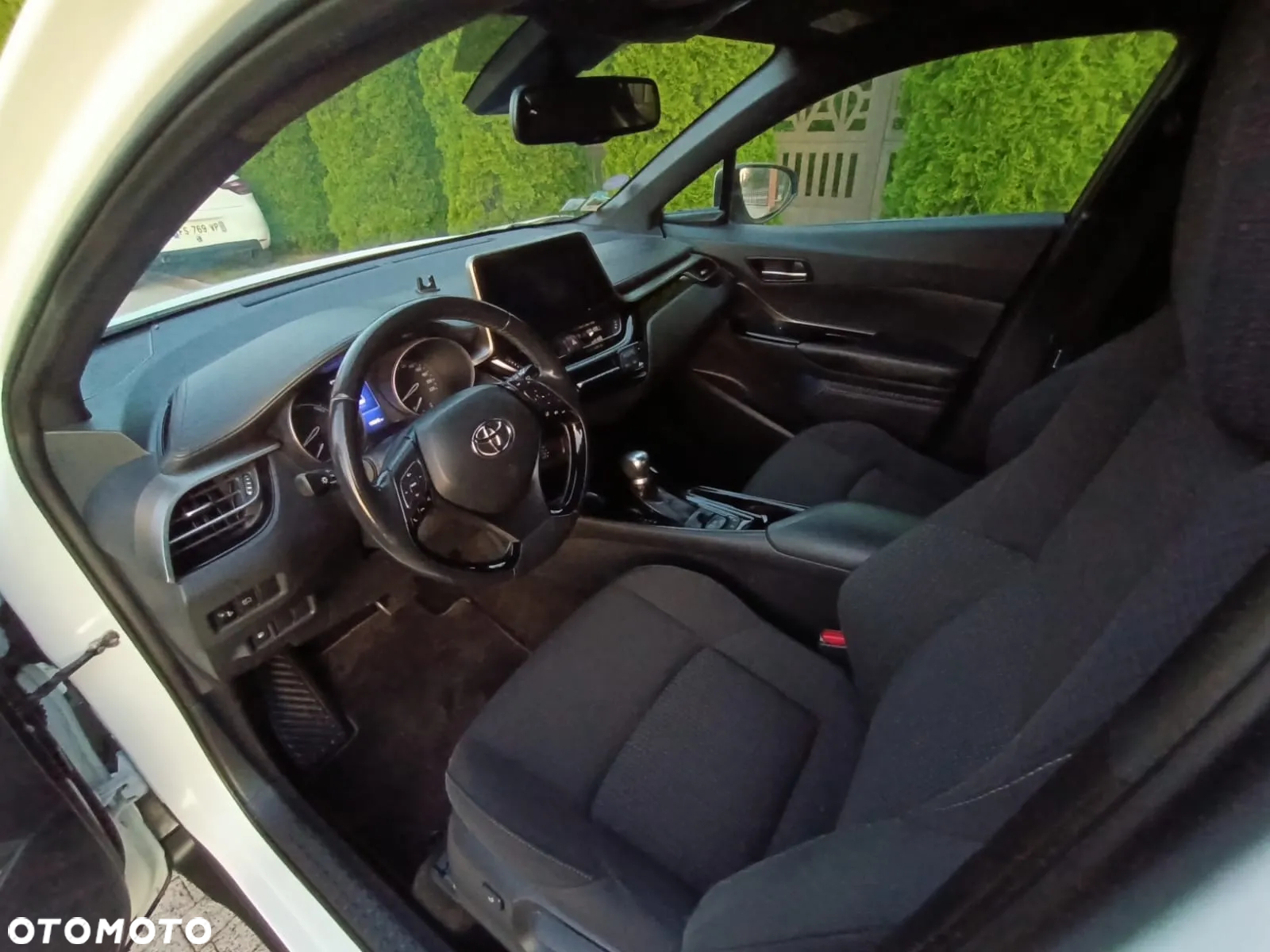 Toyota C-HR - 9