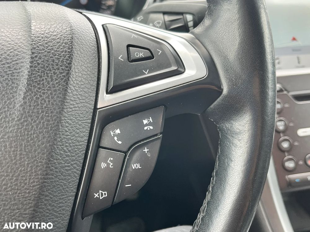 Ford Mondeo - 17