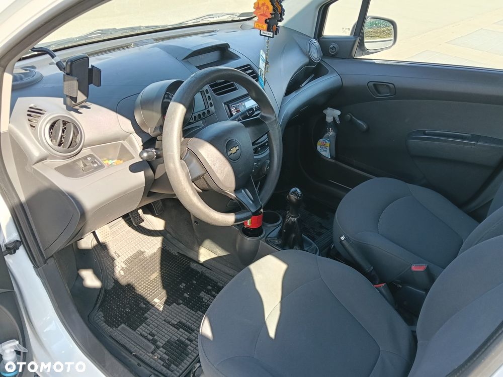 Chevrolet Spark 1.0 Base - 5