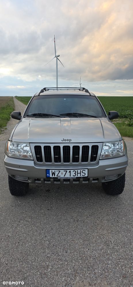 Jeep Grand Cherokee - 15